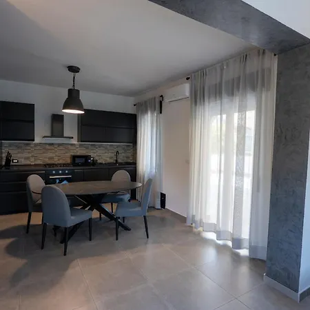 Seta Bed and breakfast 4*