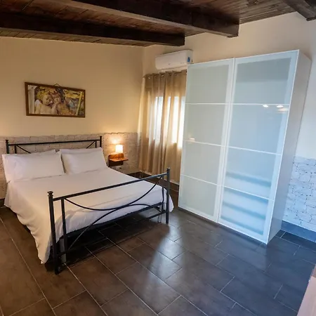 לינה וארוחת בוקר Seta גיארדיני נאקסוס