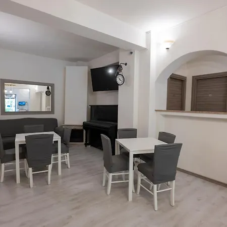 Seta 4* גיארדיני נאקסוס