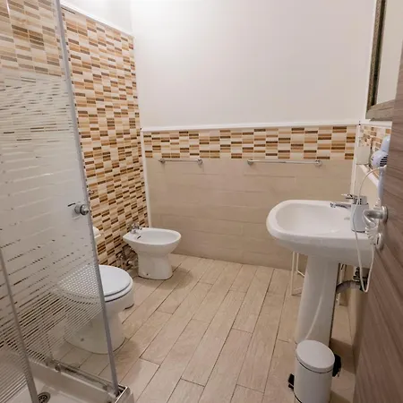 Seta גיארדיני נאקסוס