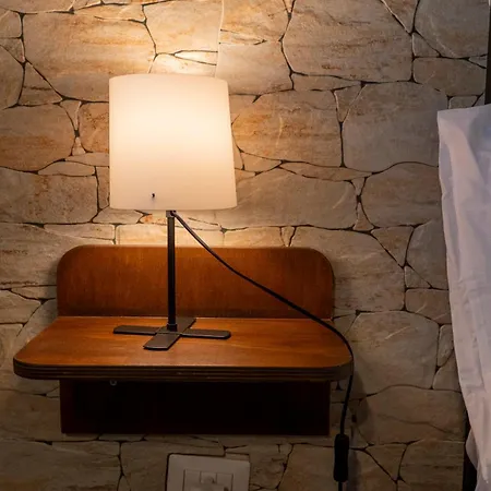 Seta לינה וארוחת בוקר